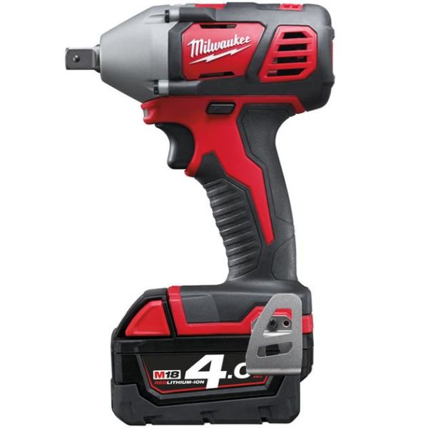 Milwaukee M18 BIW12-402C Mutterdragare med batteri och laddare