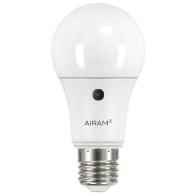 Airam 4713755 LED-lys med skumringsrelæ