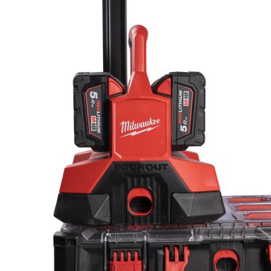 Milwaukee M18 PC6 Oplader uden batteri og oplader