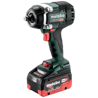 Metabo SSW 800 18 LTX BL Akkumutterinväännin akkujen ja laturin kanssa