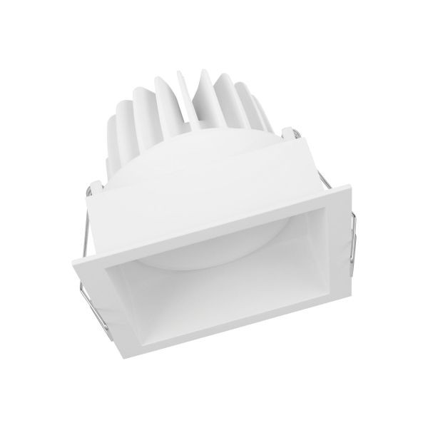 Kohdevalaisin LEDVANCE Spot Square 8W, 3000K, 36° valkoinen