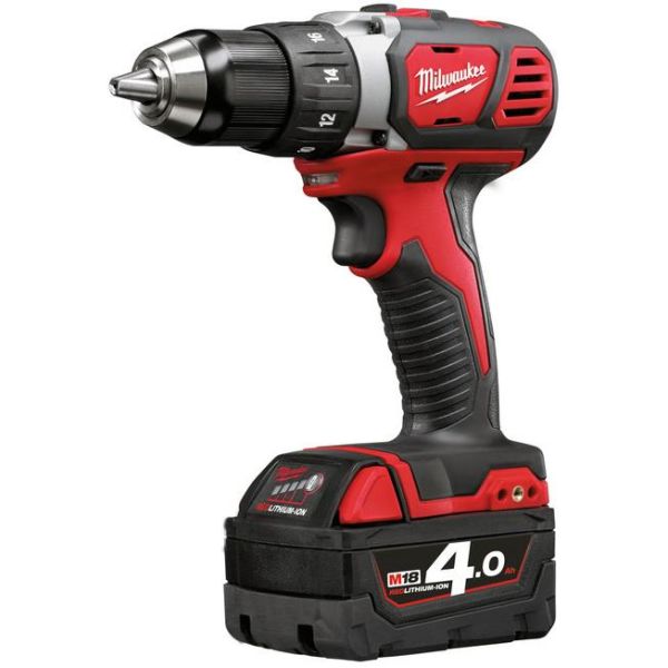 Skruemaskine Milwaukee M18 BDD-402C med batteri og oplader 