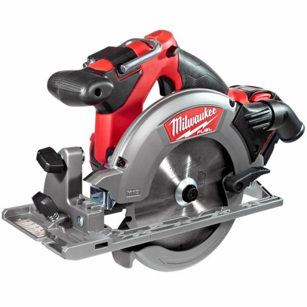 Cirkelsåg Milwaukee M18 CCS55-502C med batteri och laddare 