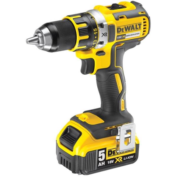Skruvdragare Dewalt DCD790P2 med 5,0Ah batterier och laddare