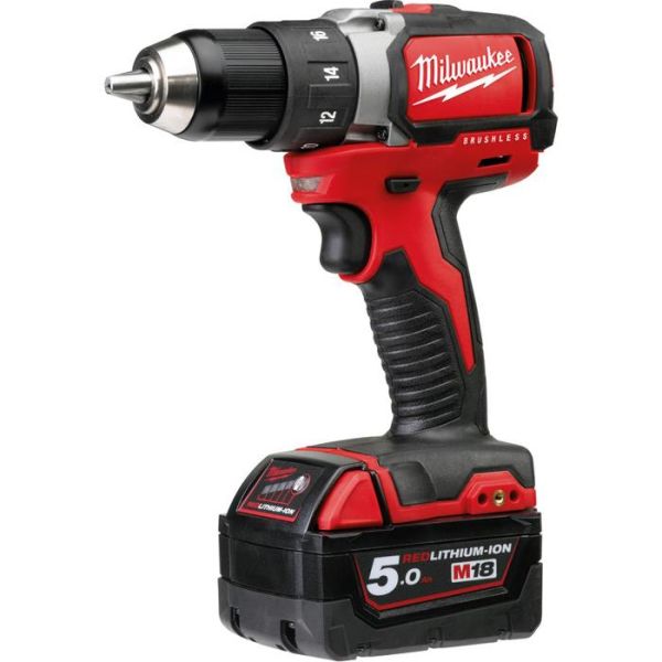 Borskrutrekker Milwaukee M18 BLDD-502C med batteri og lader 