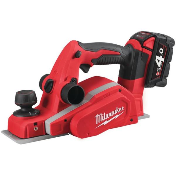 Høvl Milwaukee M18 BP-402C med batteri og oplader 