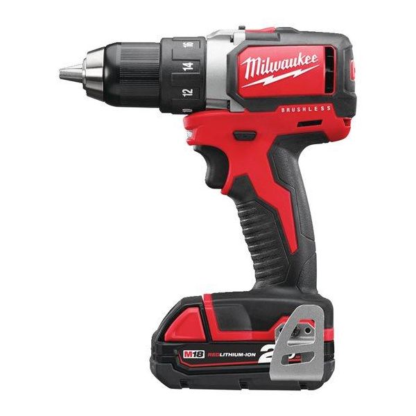 Porakone-ruuvinväännin Milwaukee M18 BLDD-202C sis. akun ja laturin 