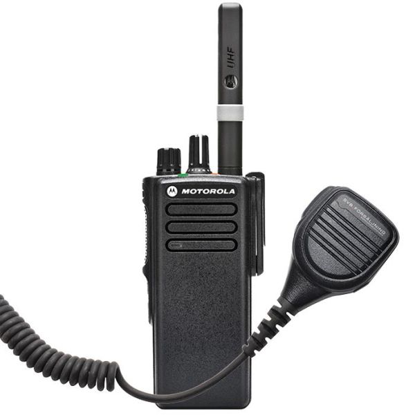 Komradiopaket Motorola DP4400 + SVB42235  