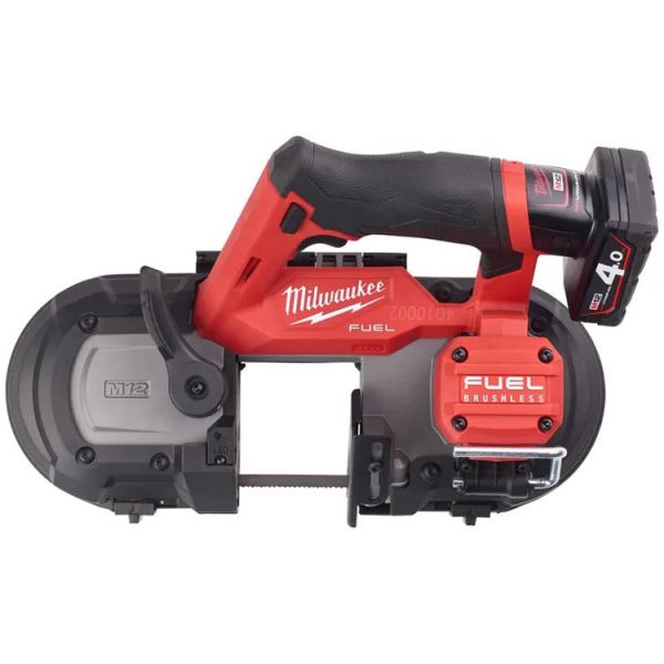 Båndsav Milwaukee M12 FBS64-402C med batteri og oplader 