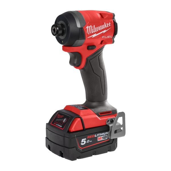 Slagskruemaskine Milwaukee M18 FID3-502X med batteri og oplader 