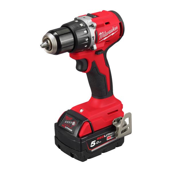 Slagboremaskine Milwaukee M18 BLPDRC med 2 stk. 5 Ah batterier, oplader og taske 