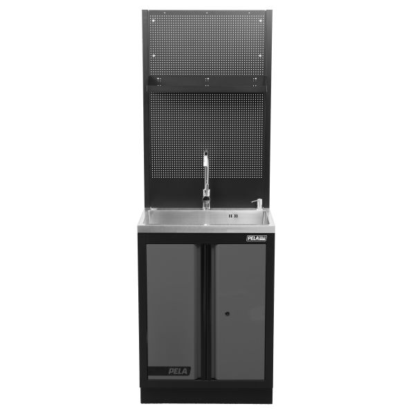 Pesuallas PELA 546476 kaapilla ja hyllyllä 