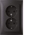 47591606 Hager Seinäpistorasia 3024693