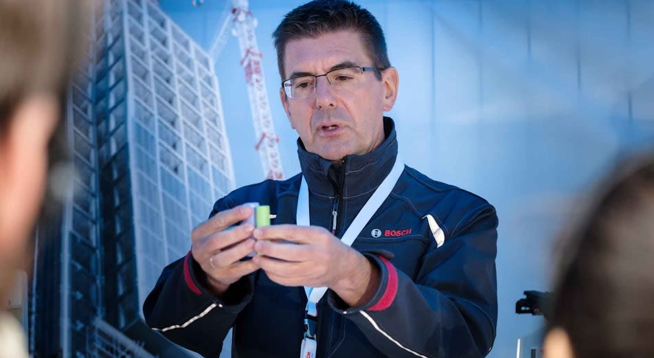 Nyhet: Nå er Bosch Pro CORE 18-volts batterier her og verdens første tilkoblede lader!