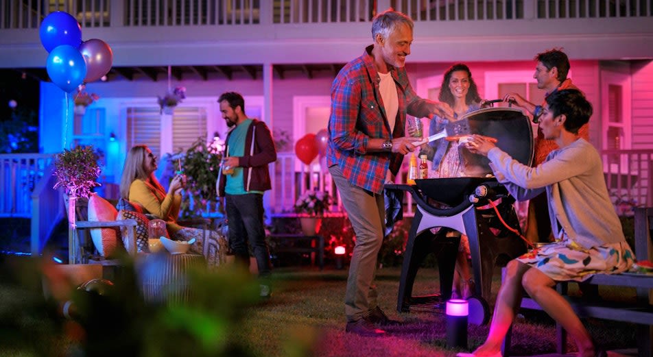 Guide: Lys upp trädgården med Philips Hue - 5 inspirationstips!