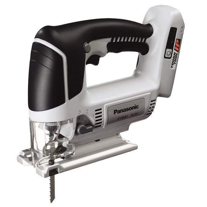 Panasonic EY4541X Stikksag uten batteri og lader