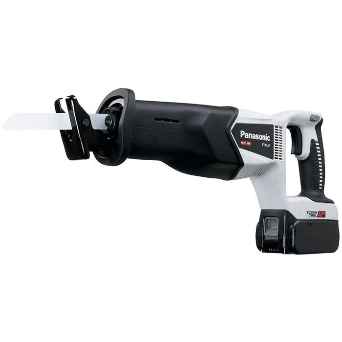 Panasonic EY45A1LJ2 Tigersag med batteri og lader
