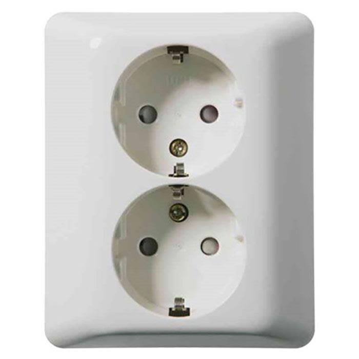 Elko EKO04504 Vägguttag infällt, jordat, 2-vägs, utan klor