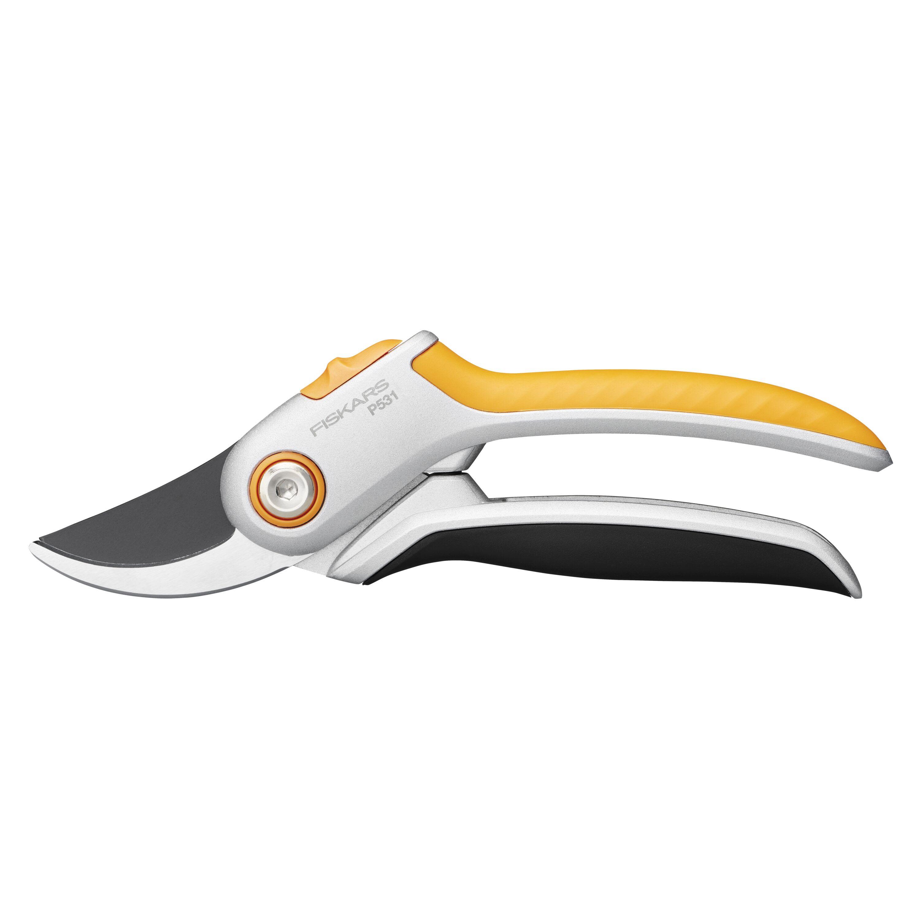 Fiskars Plus™ Bypass Pruner (P531)