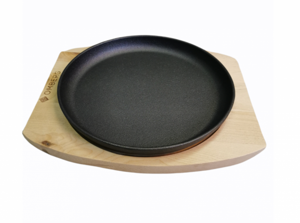 Omberg OMB-K00260 Gjutjärnspanna med träunderlägg, 22 cm