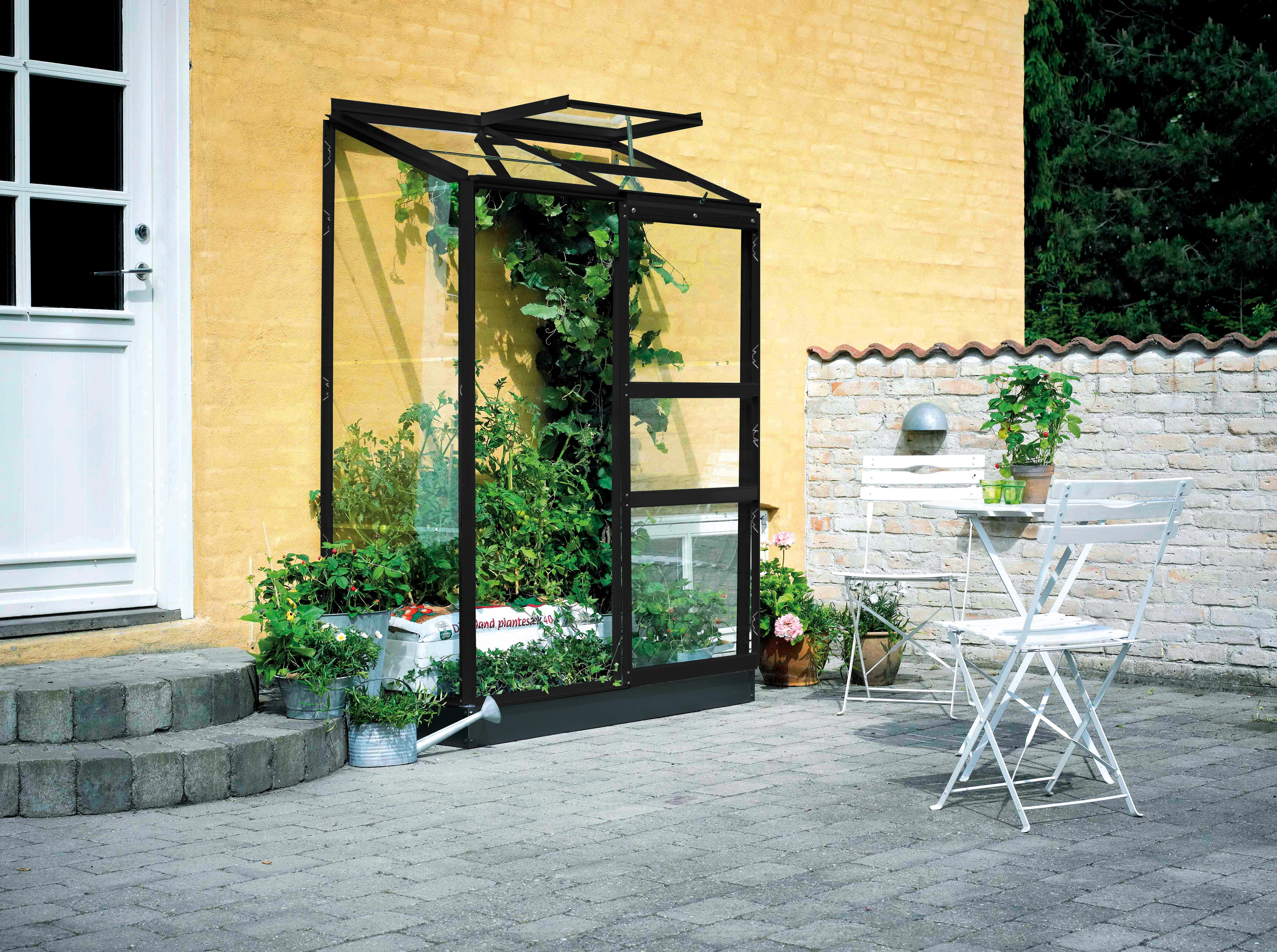 Halls Altan 2 + F06460 Växthus med fundament, 0,9 m², svart
