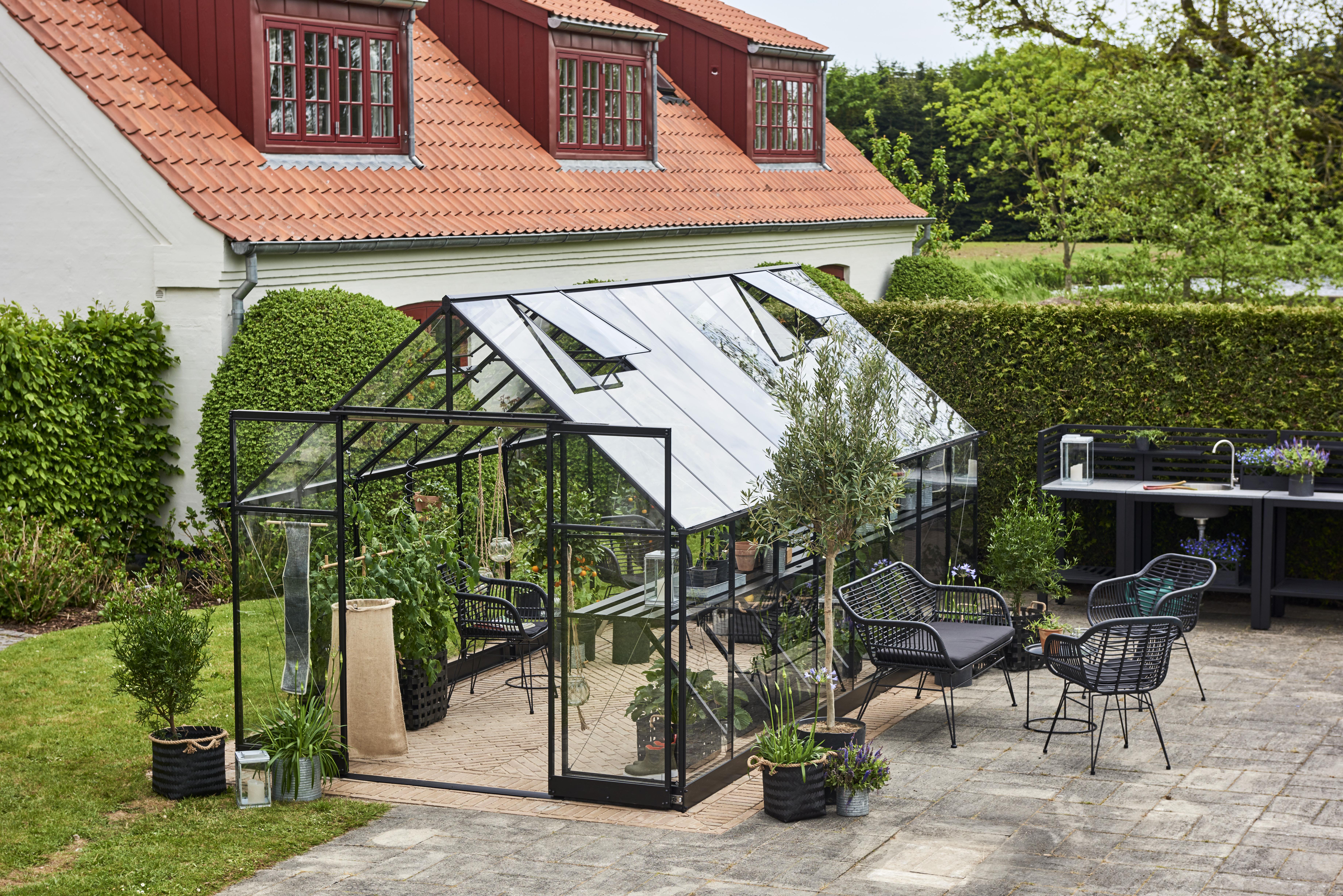 Halls Qube+ 816 + F06445 Växthus med fundament, 13 m², svart