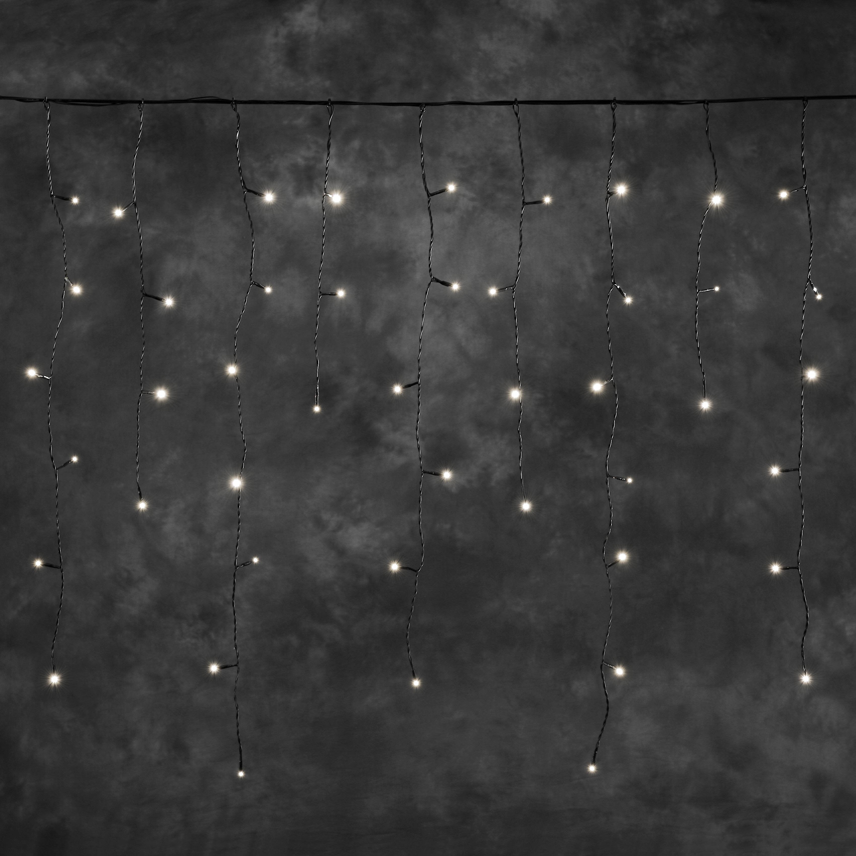 Konstsmide 4811-107 Ljusslinga 31V, 100 LED, varmvita Svart softkabel