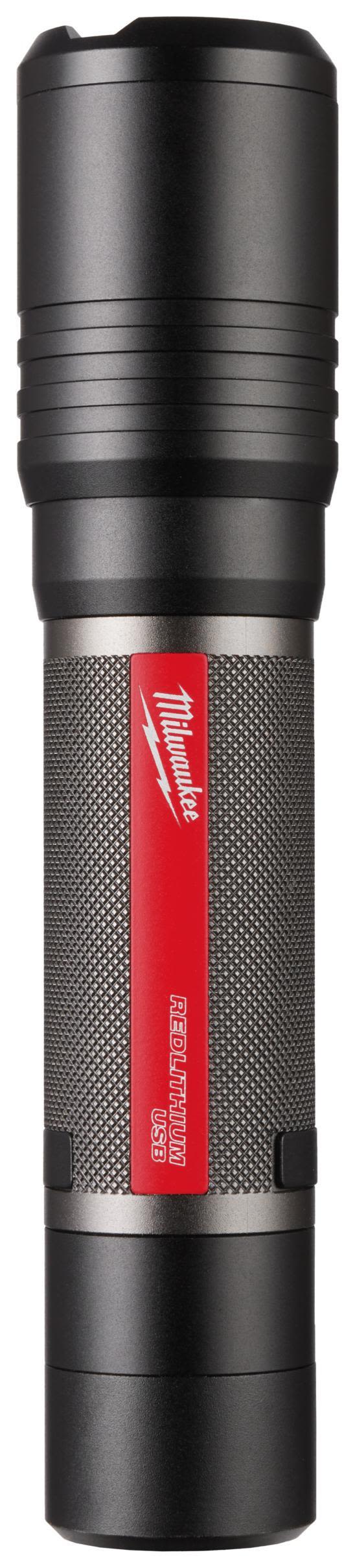Milwaukee 4933479637 Ficklampa med batteri och laddare