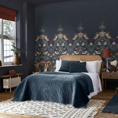 Graham & Brown William Morris At Home 125292 Tapet Strawberry Thief Navy Fixed Size Mural