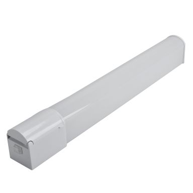 Westal Spektra Speilarmatur med stikkontakt, 8 W, 640 lm
