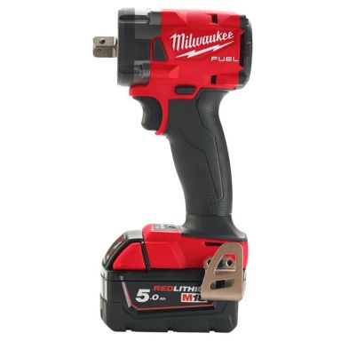 Milwaukee M18 FIW2P12-502X Mutterinväännin sis. akun ja laturin